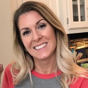 Meet your Posher, Vickie